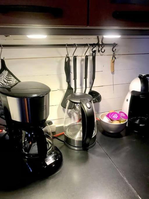 15 Min Fran Ullared! Ny Stuga Med Hoeg Standard! Alvsered Exterior photo